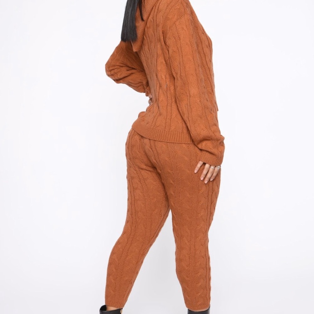 Fashion nova Knit 2 peice Sweat suit